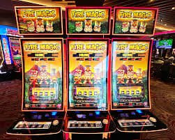 333 slots ကာစီနို APP မှတစ်ဆင့် Myanmar ကစားသူများ Slots ဂိမ်းကစားနေသော မြင်ကွင်း
